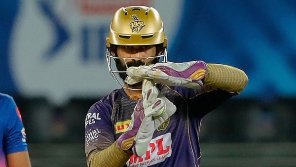 Dinesh Karthik Issues Apology for Excluding MS Dhoni from His All-Time India XI