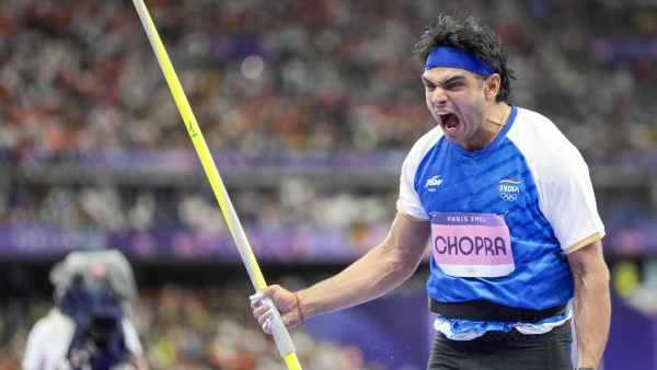 Neeraj Chopra Urges Support for Vinesh Phogat Asks People Not to Forget Her Contributions