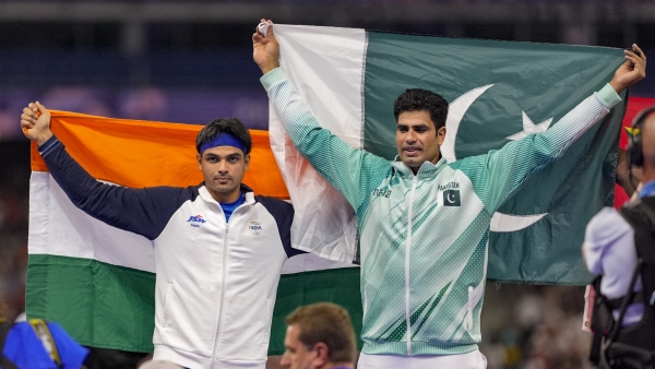 Neeraj Chopra Urges Support for Vinesh Phogat Asks People Not to Forget Her Contributions