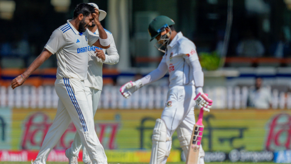 Jasprit Bumrah bowled Mushfiqar Rahim wicket
