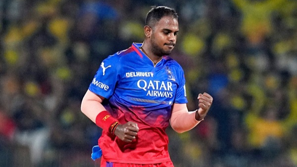 How did fast bowler Yash Dayal get place in India Test team