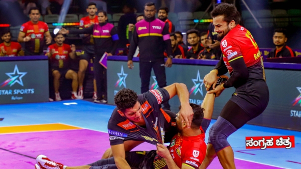 Bengaluru Bulls Lose to Telugu Titans in a Thrilling 29-27 Match in Pro Kabaddi League Opener