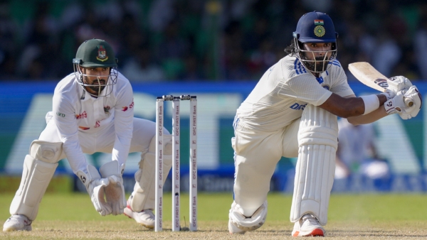 Speculation Grows on KL Rahul Joining Royal Challengers Bangalore for IPL 2025 Speculation Grows on KL Rahul Joining Royal Challengers Bangalore for IPL 2025