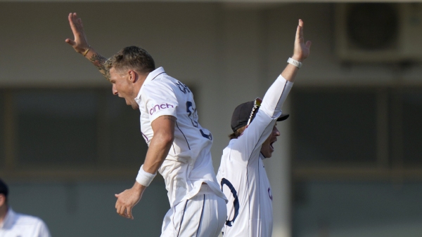 Pakistan Close to Defeat Against England in Multan Test Trails by 115 Runs with Six Wickets Lost