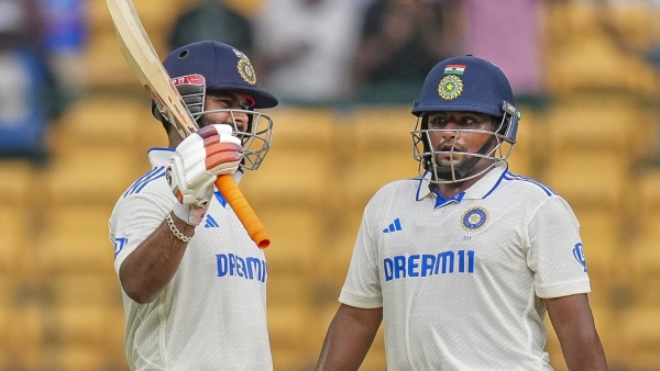 Sarfaraz Khan s Unbeaten Century Dominates Rain-Hit Test Between India and New Zealand