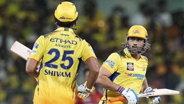 Shivam Dube Praises Dhoni Rohit Credits Father for Cricket Success on Kapil Sharma Show