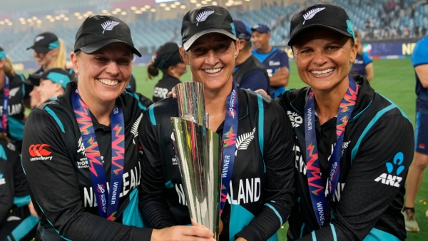 Suzie Bates breaks the former Indian womens team captain record