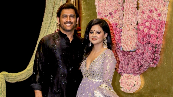 Jharkhand Assembly Election 2024 MS Dhoni and his wife voted in Ranchi