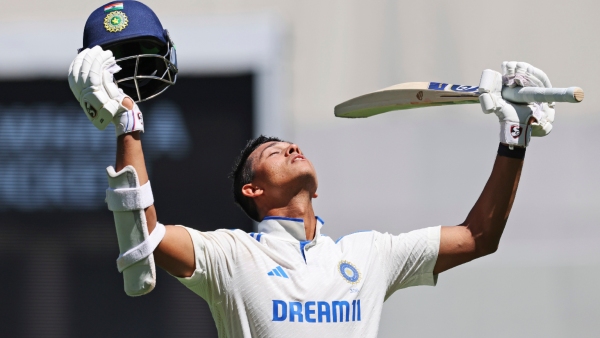 IND vs AUS 1st Test yashasvi jaiswals celebration of flying kiss secret