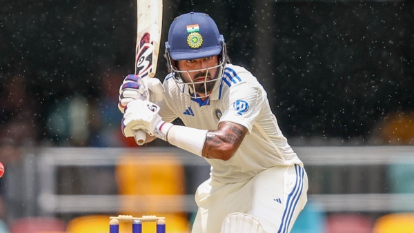 KL Rahul s Heroics Keep India Alive in Third Test Against Australia