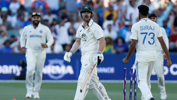 Mohammad Siraj dismissed Travis Head and warned him to leave the field