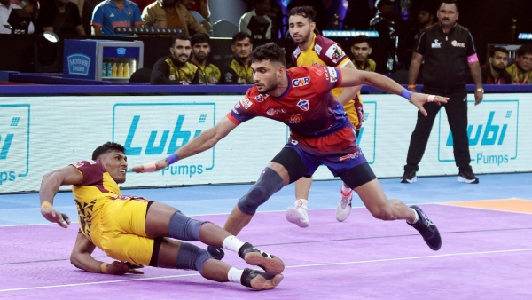 Pro Kabaddi 2024 UP Yodhas and Bengal Warriors Secure Victories Haryana Steelers Climbs to Fifth