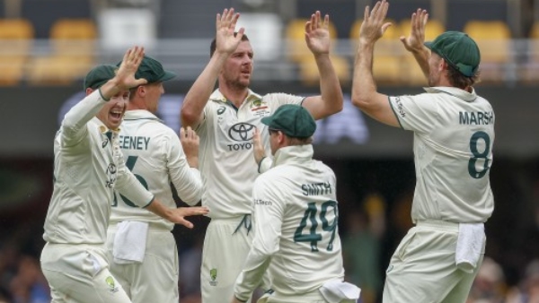 Sanjay Manjrekar Questions Team India s Batting Calls for Analysis into Batting Coach s Role