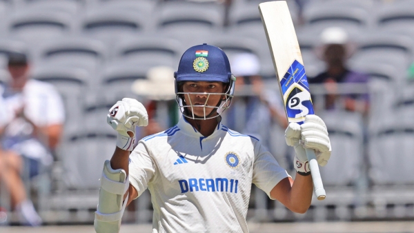 Yashasvi Jaiswal Eyes Big Finish in Boxing Day Test to Challenge Joe Root s Record
