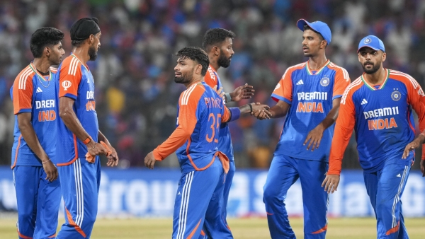 Arshdeep Singh Replaces Mohammed Siraj in India s Squad for Champions Trophy 2025