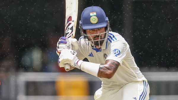KL Rahul s Batting Order Raises Questions Ahead of Sydney Test in Border-Gavaskar Series