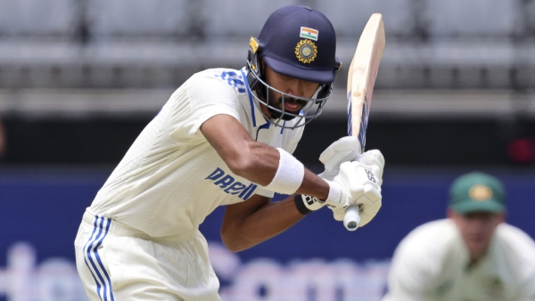 Prasidh Krishna Abhimanyu and Devdutt Padikkal Set to Feature in Vijay Hazare Trophy Knockouts
