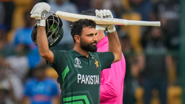 Fakhar Zaman injured in Champions Trophy 2025 opening match New Zealand and Pakistan
