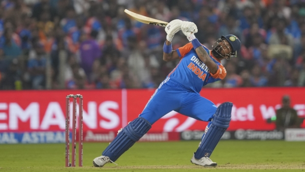 Hardik Pandya Eyes Record-Breaking Feat in Fifth T20I Against England at Wankhede