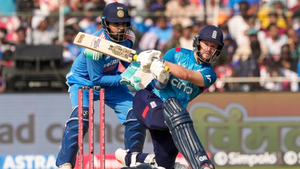 IND vs ENG 3rd ODI England Wins Toss Opts to Bowl India Makes Three Changes in Playing Eleven
