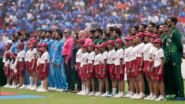 Pakistan cricket team arrives in Dubai for Champions Trophy 2025 match against India