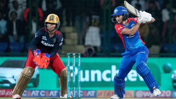 WPL 2025 RCB and Delhi Capitals Set for a High-Stakes Clash in Vadodara