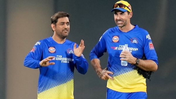 CSK Coach Explains Why MS Dhoni Doesn t Bat Early Despite Fans Questions