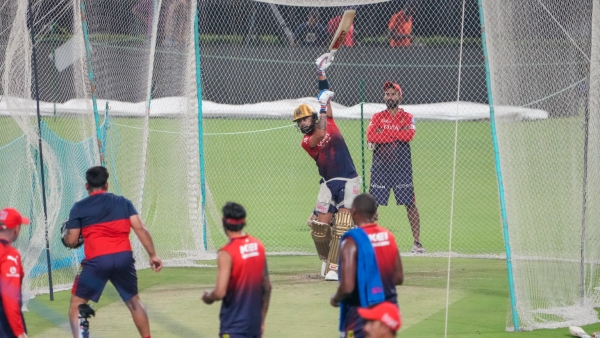 IPL 2024 BCCI Introduces Two New Rules Saliva Ban Lifted and Second New Ball in Night Matches
