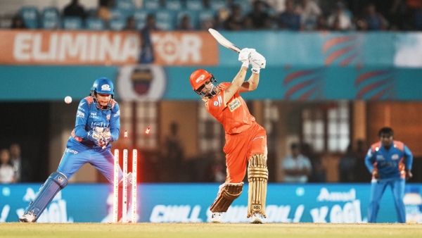 Mumbai Indians Storm into WPL Final with 47-Run Win Over Gujarat Giants