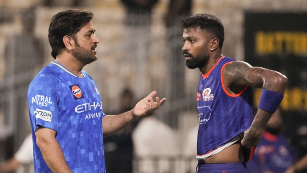 MS Dhoni Praises Bhojpuri Commentary Reveals His Favorite Language for IPL Broadcast