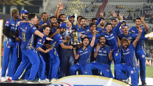 List of 8 Champion Captains Who Have Won the IPL Trophy