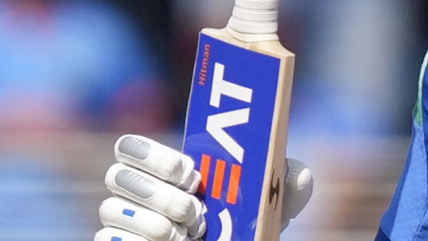 Shreyas Iyer Shines with Rohit Sharma s Hitman Bat in Champions Trophy Clash Against New Zealand