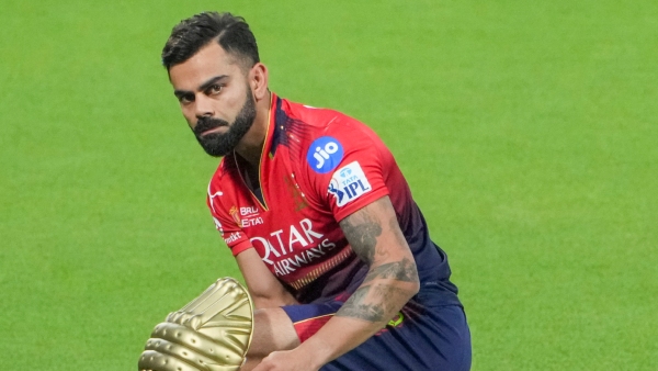 Virat Kohli Meets Friend Srivatsa Goswami in Kolkata Photo Goes Viral