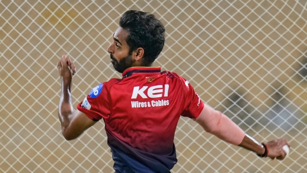 Bhuvneshwar Kumar has become a successful fast bowler in IPL