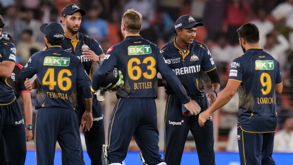IPL 2025 Delhi Capitals and Gujarat Titans Clash for Top Spot at Narendra Modi Stadium