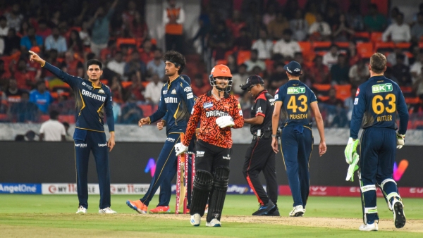 Gujarat Titans vs Sunrisers Hyderabad IPL 2025 match 19 First innings report