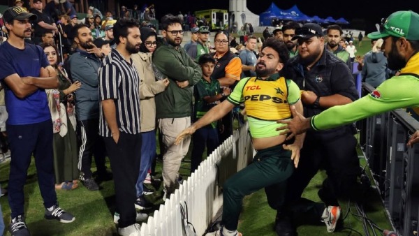 Pakistan cricketer Khushdil Shah clashes with fans on the field