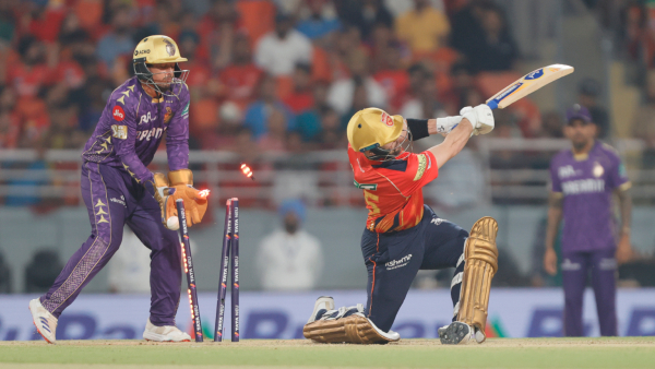 PBKS vs KKR IPL 2025 Toss Match Report Score batting and bowling performance kannada