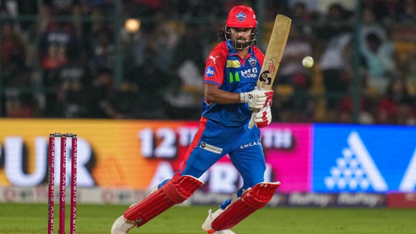 IPL 2025 KL Rahul wins Most Valuable Player award for his brilliant batting performance against RCB