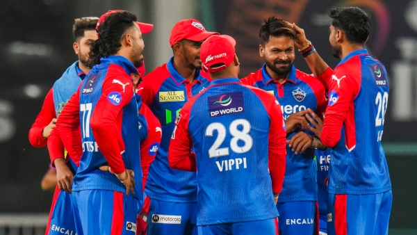 Mukesh Kumar s Stunning Spell Powers Delhi Capitals to Dominant Win Over LSG