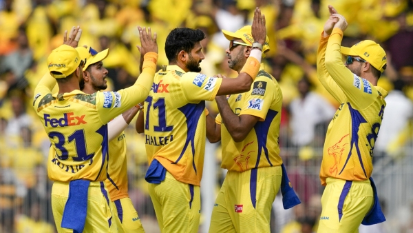 IPL 2025 Nicholas Pooran Leads Orange Cap Noor Ahmed Tops Purple Cap Race After 21 Matches