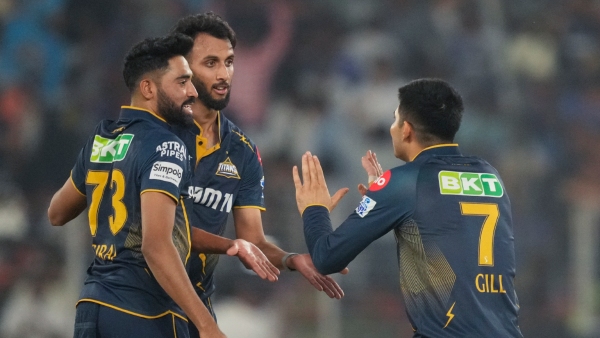 Purple Cap Race Heats Up Prasidh Krishna and Kuldeep Yadav Eye Top Spot in IPL 2025