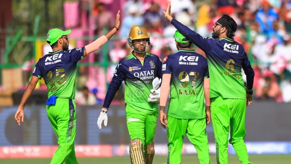 RCB vs RR IPL 2025 Toss Match Report Score batting and bowling performance kannada