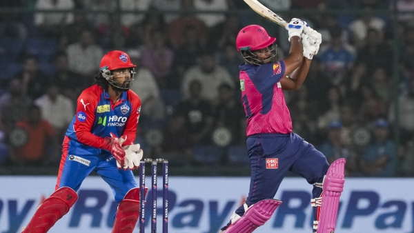 Sanju Samson Retires Hurt After Explosive Start Against Delhi Capitals at Arun Jaitley Stadium