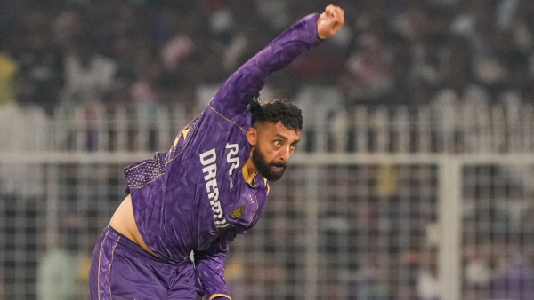 Varun Chakravarthy s Spin Magic Powers KKR to Dominant Win Over Sunrisers Hyderabad