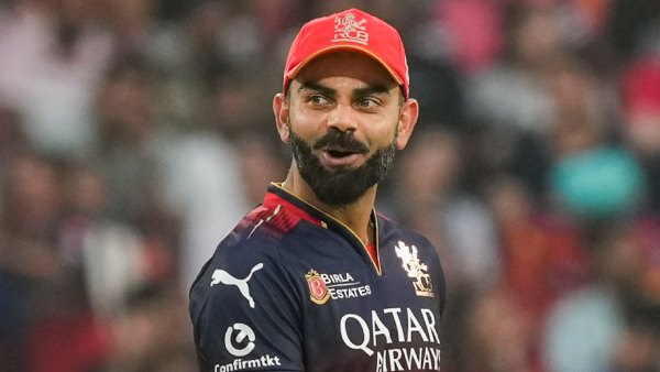 Virat Kohli eyes Shikhar Dhawan s record of most boundaries in IPL