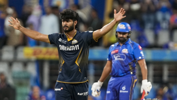 Will Jacks Half-Century Powers Mumbai Indians to Competitive Total Against Gujarat Titans