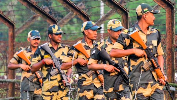 India-Pakistan Tensions Rise Could Dhoni and Sachin Be Sent to the Frontlines
