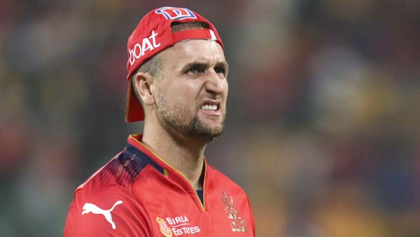 IPL 2025 Romario Shepherd and Liam Livingstone Rejoin RCB Squad for Remaining Matches
