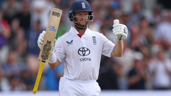 England Batsmen Counter Team India s Challenge in First Test
